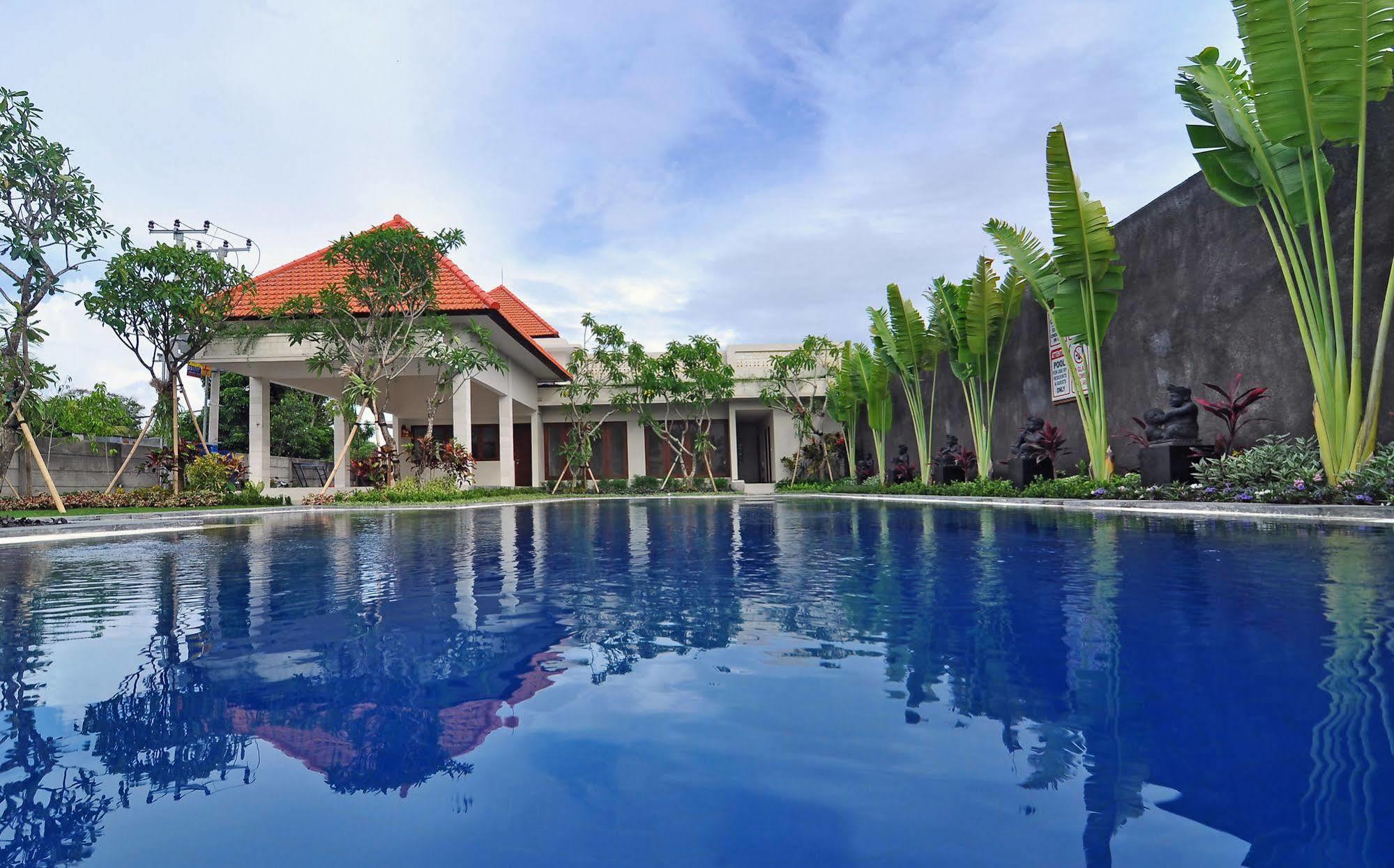 Taman Ayu Town House Aparthotel Legian Eksteriør bilde